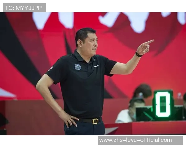 巩晓彬深度分析中国男篮五大短板批评两名国手并赞扬一位表现出色球员